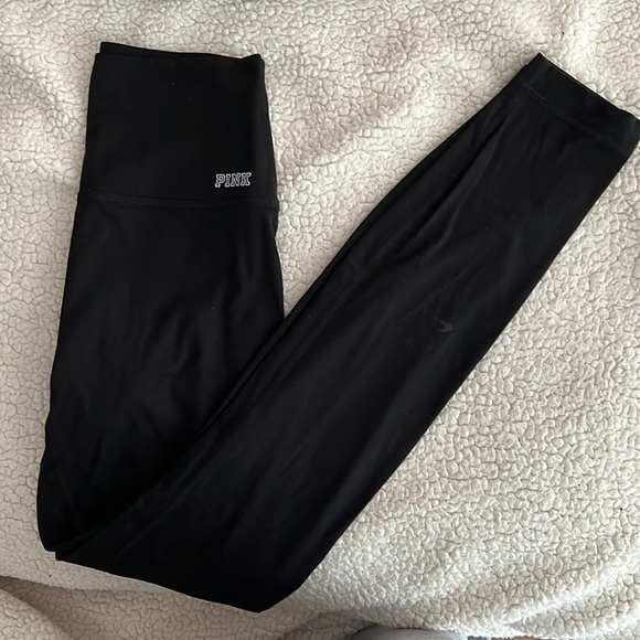 VS PINK Ultimate Leggings (No Pockets) - Picture 3 of 4